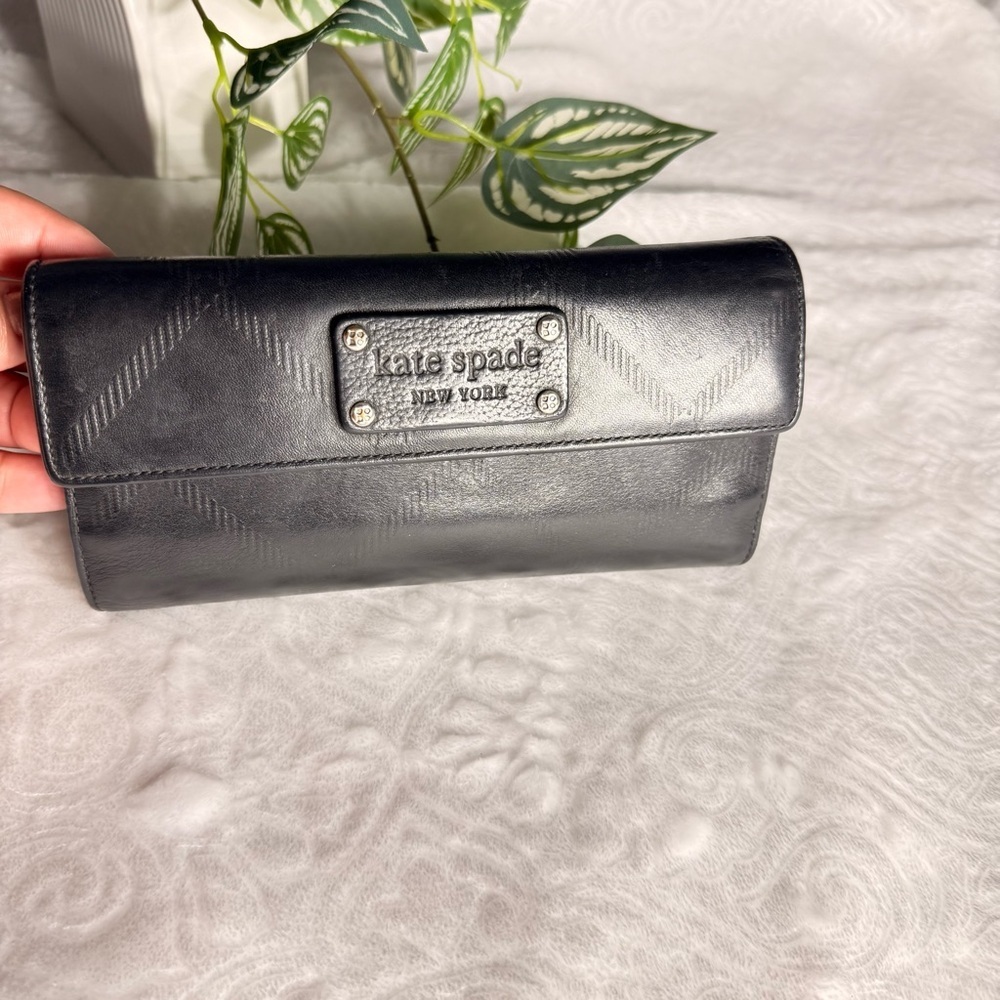👜 Kate Spade New York Black Leather Wallet